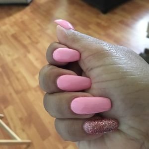 Meet your Posher, Constance